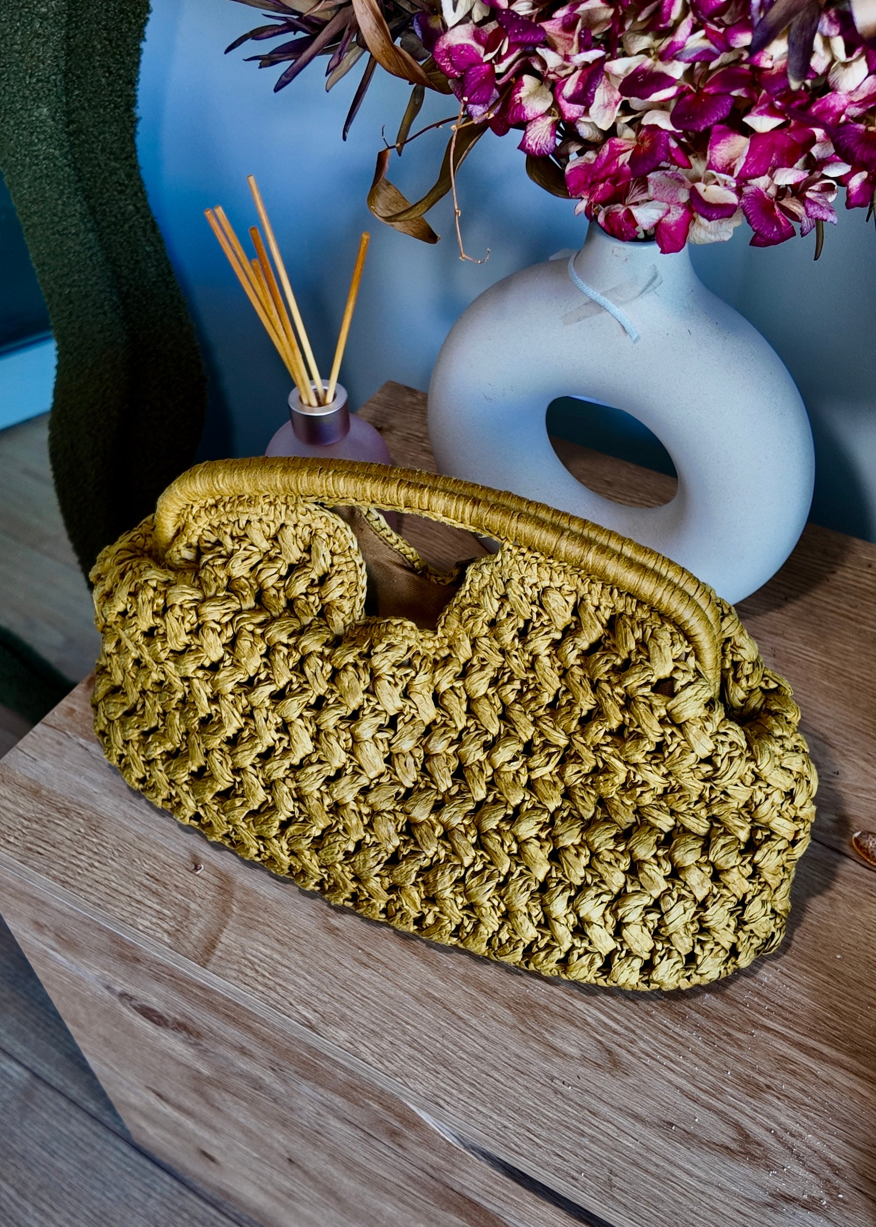 THE FORGOTTEN MEMORIES